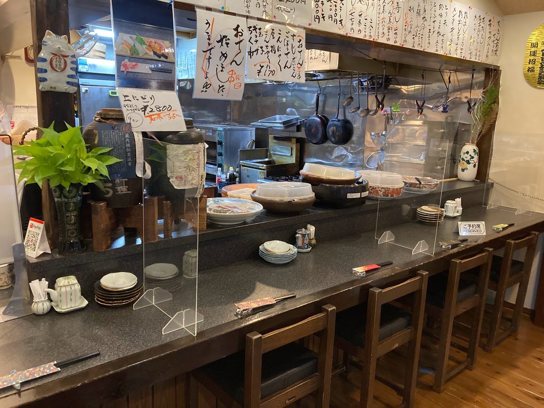 Sushi Taketomi: Hakata, Fukuoka's Quintessential Local Sushi Gem